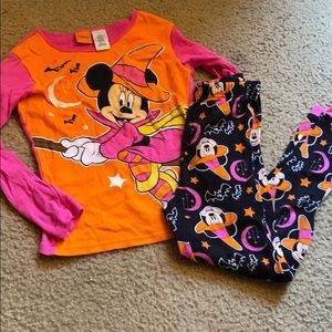 Minnie Mouse witch pajamas